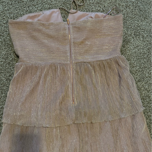 Saylor Rhonda Tiered Halter Dress - Picture 15 of 16